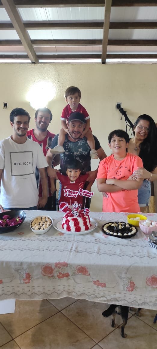 A hora do Parabéns!  com a família