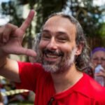 Rodrigo pilha -Revista-forum